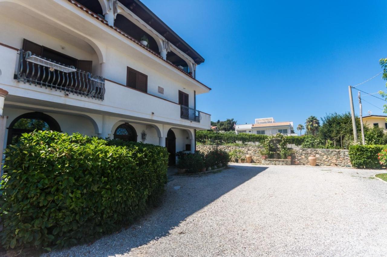 Villa Pomelia Santa Domenica  Luaran gambar